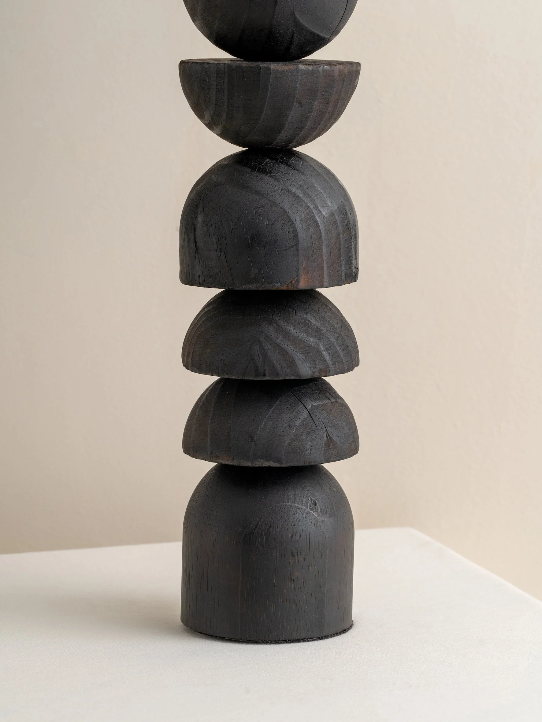 Aska - tall charred wood and natural linen table lamp - Image 4