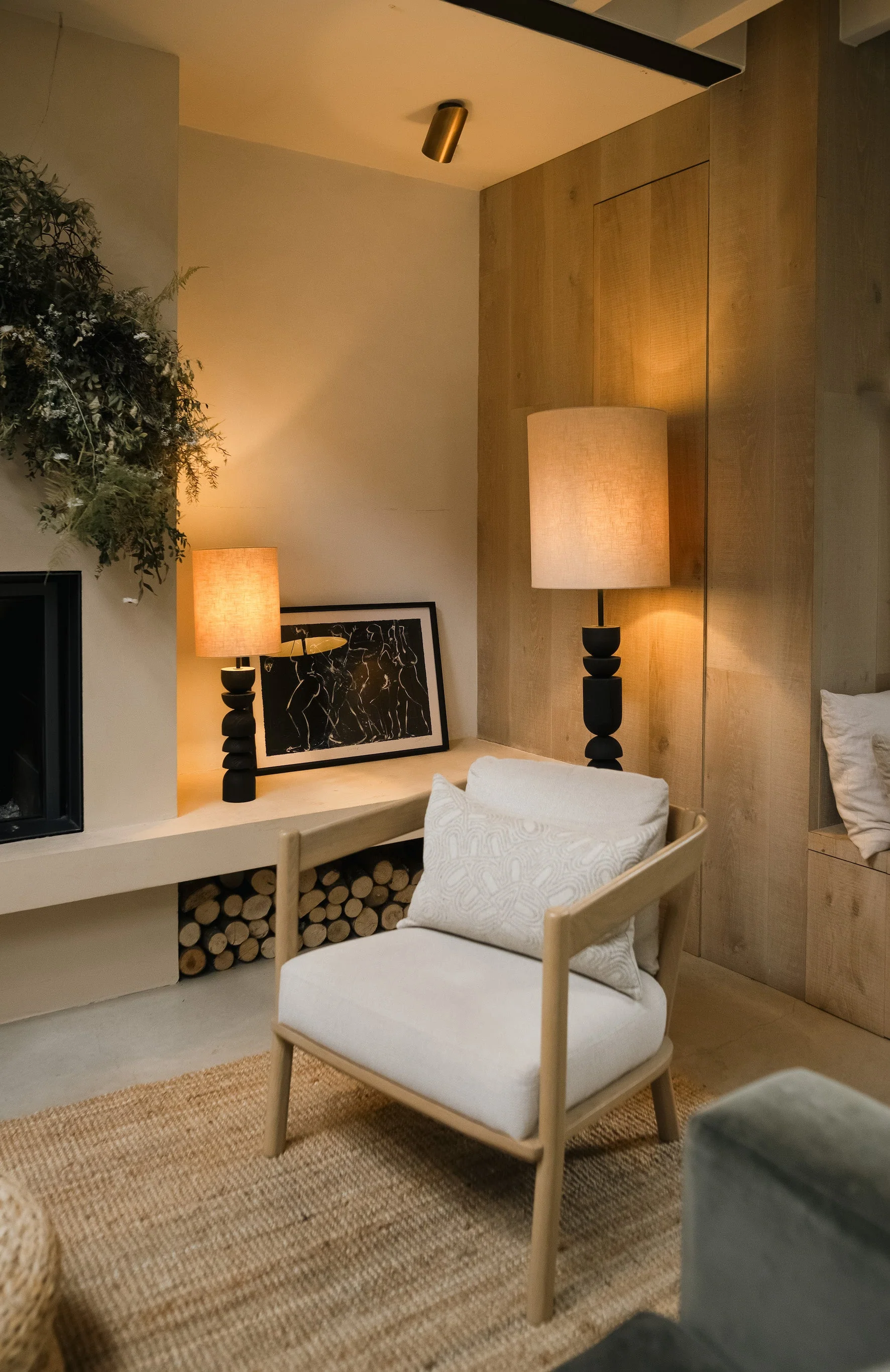 Aska - tall charred wood and natural linen table lamp - Image 8