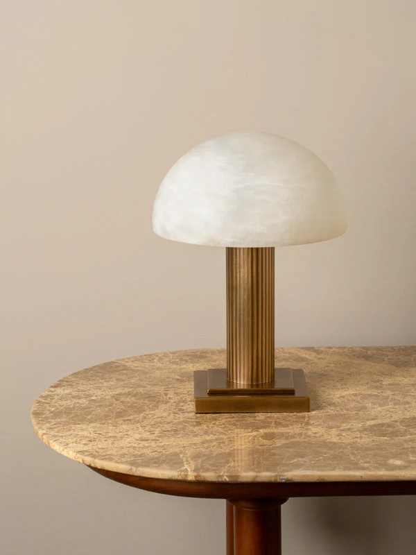 Bollow aged brass table lamp - Image 2