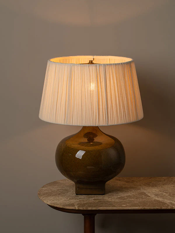 Calcot wide table lamp - Image 3