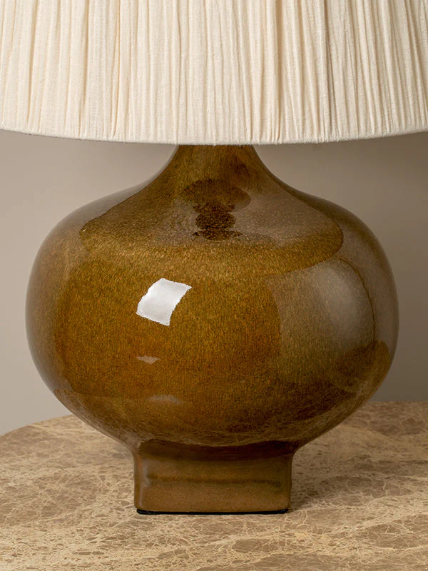 Calcot wide table lamp - Image 4