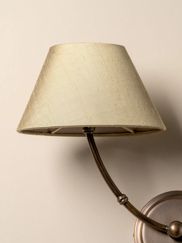 Chalbury wall light - Image 7