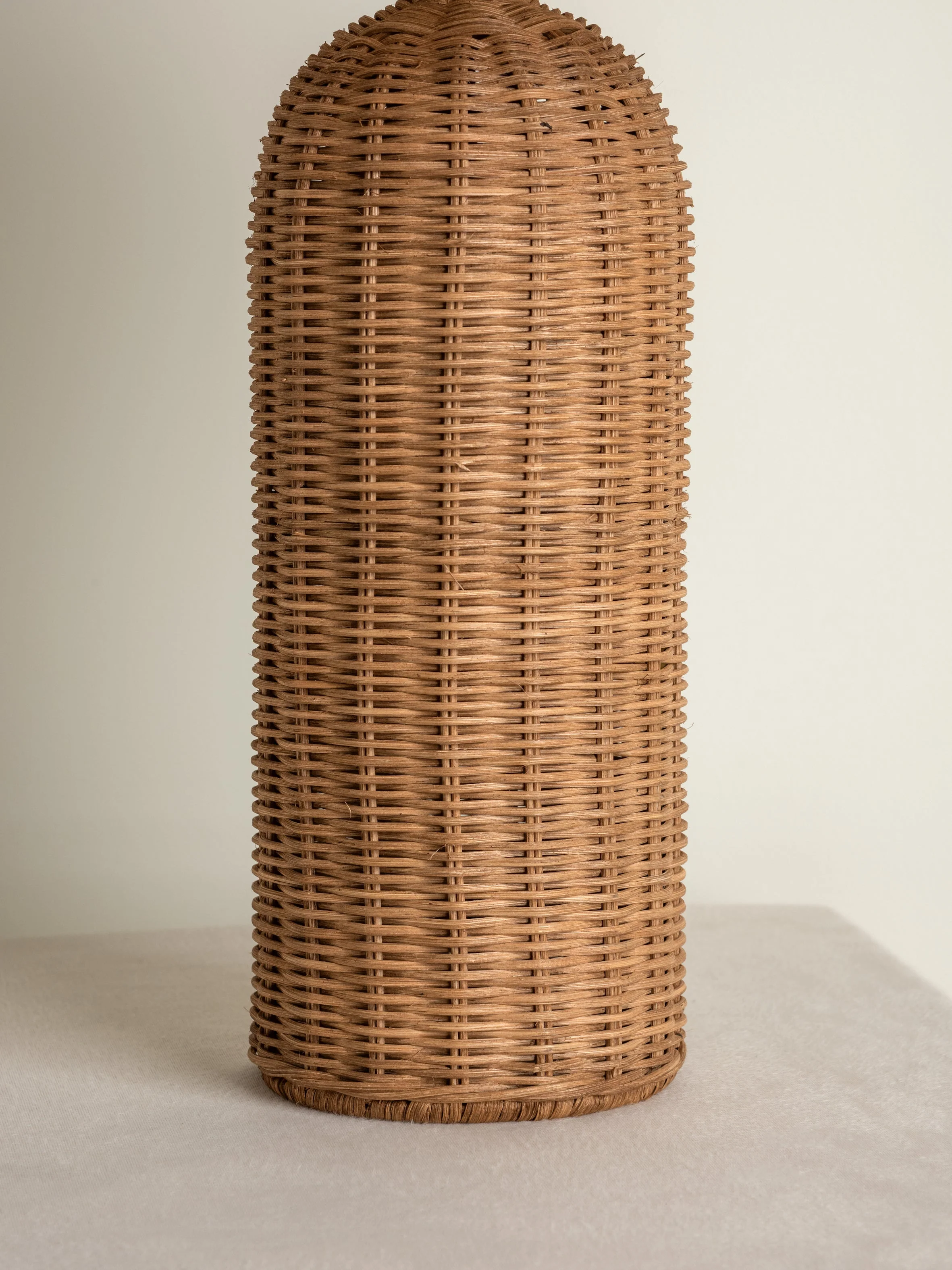 Ensia - tall rattan table lamp - Image 5
