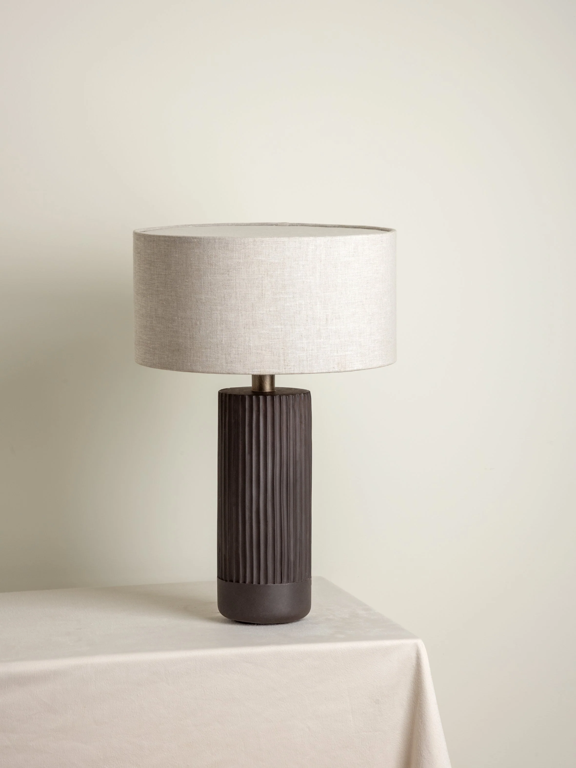 Nitara - chocolate ribbed concrete table lamp - Image 4