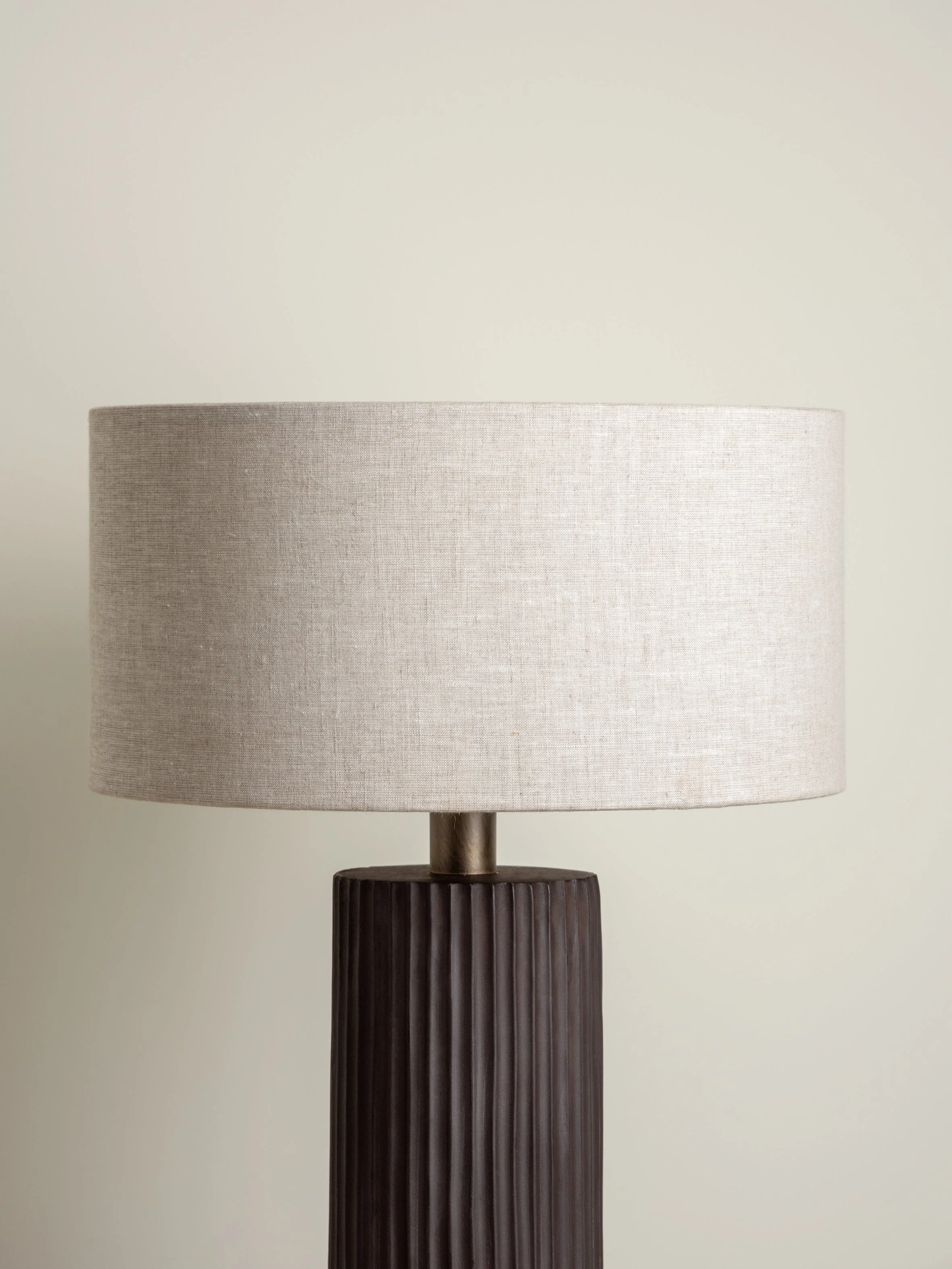 Nitara - chocolate ribbed concrete table lamp - Image 6