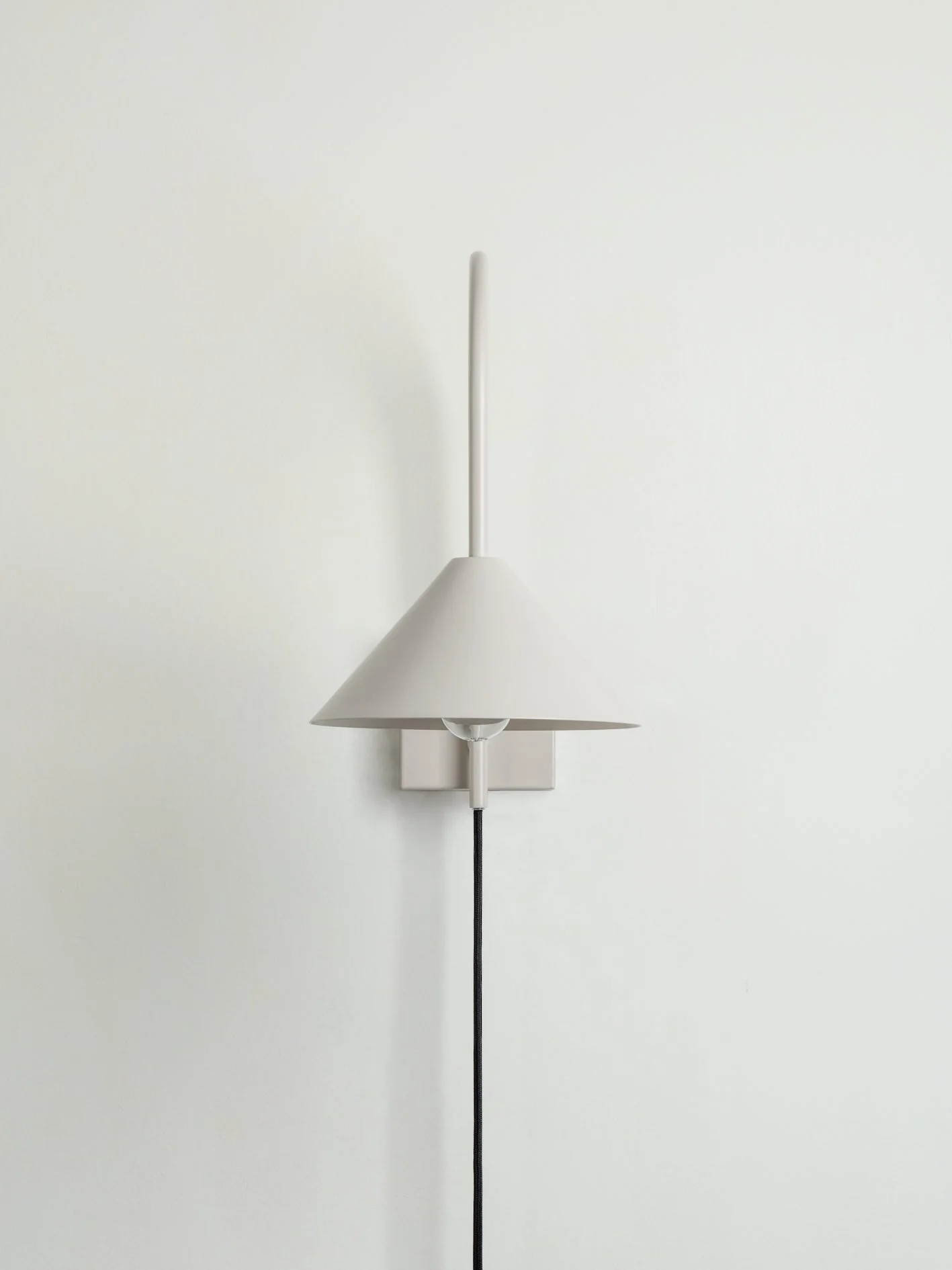 Orta - 1 light warm white cone wall light - Image 3