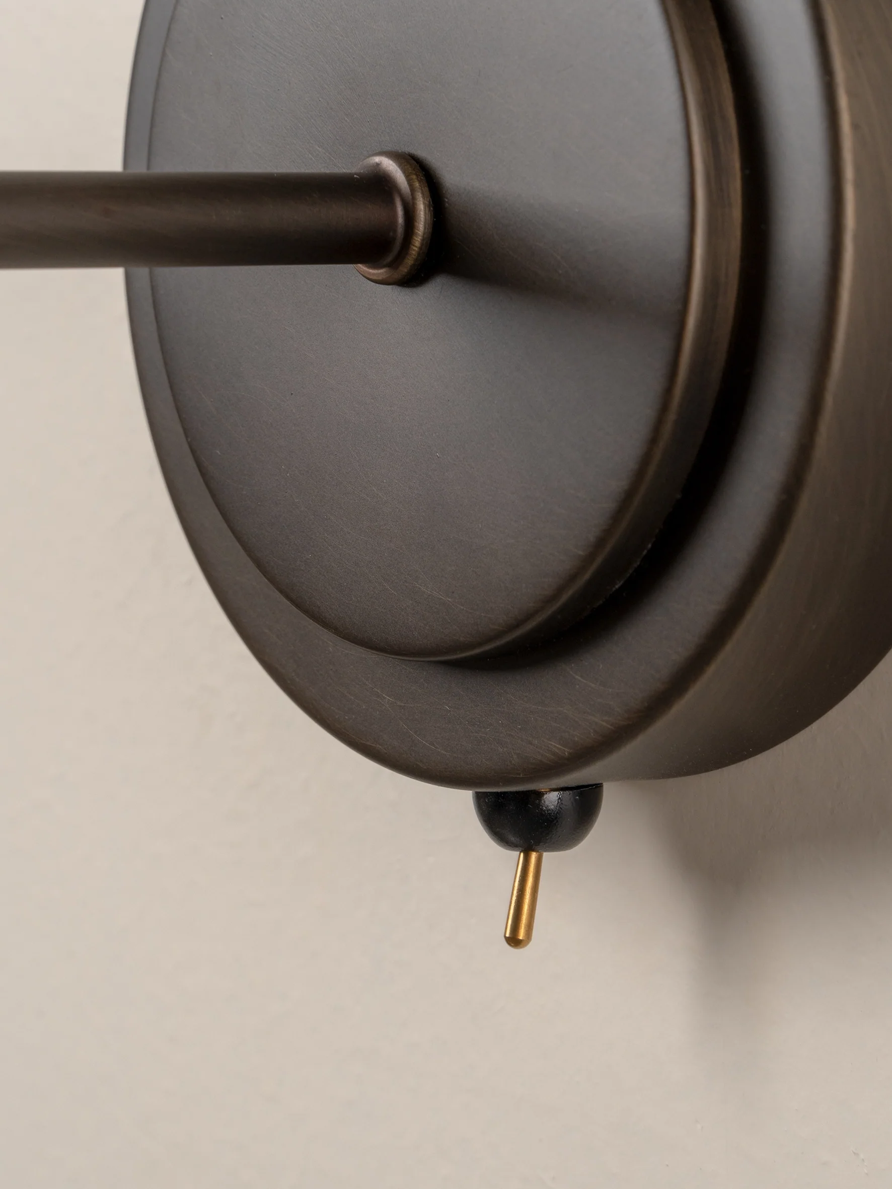 Orta - aged brass and bronze wall light - Image 6