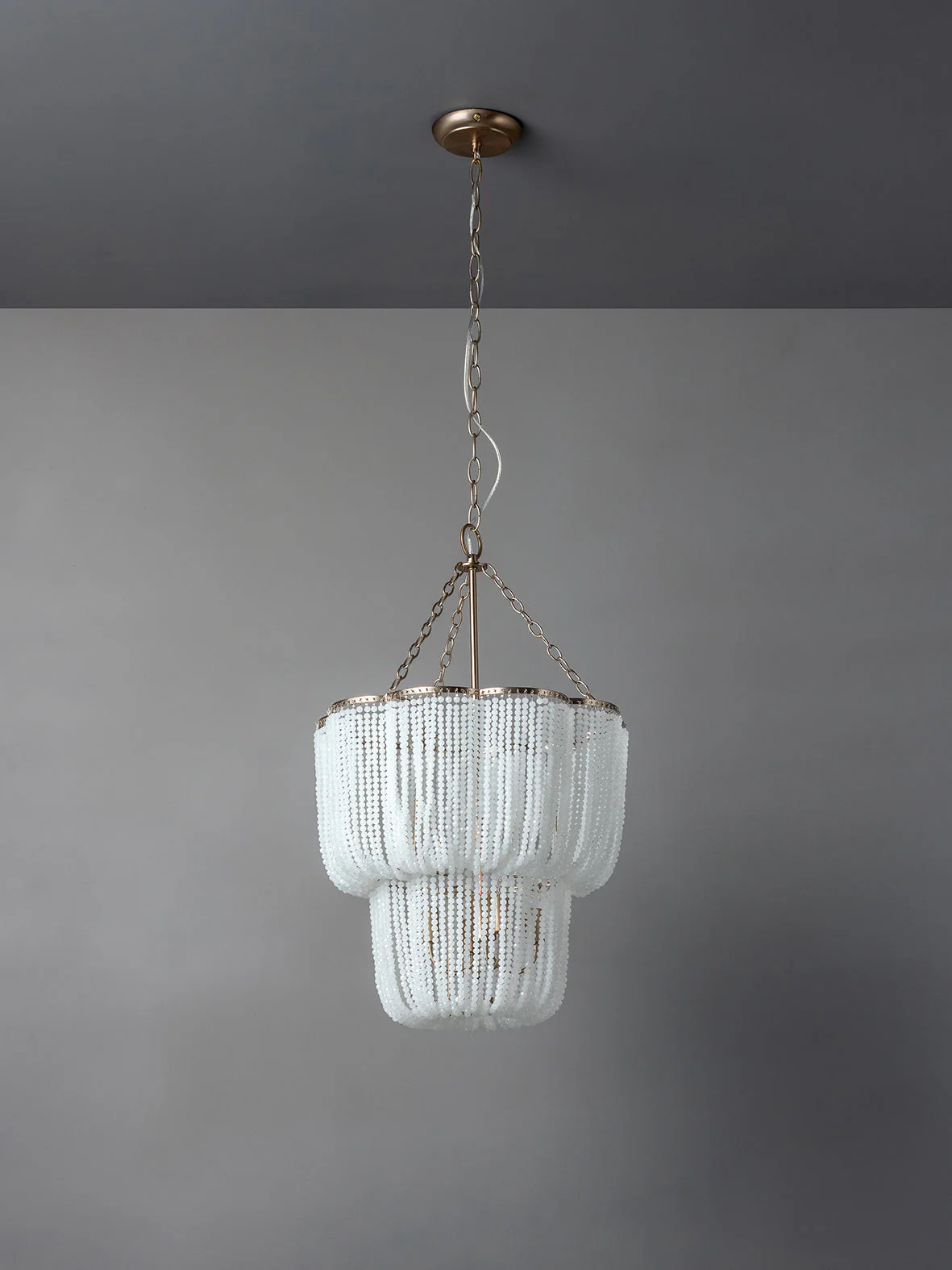 Pello - 4 light white scalloped chandelier - Image 3