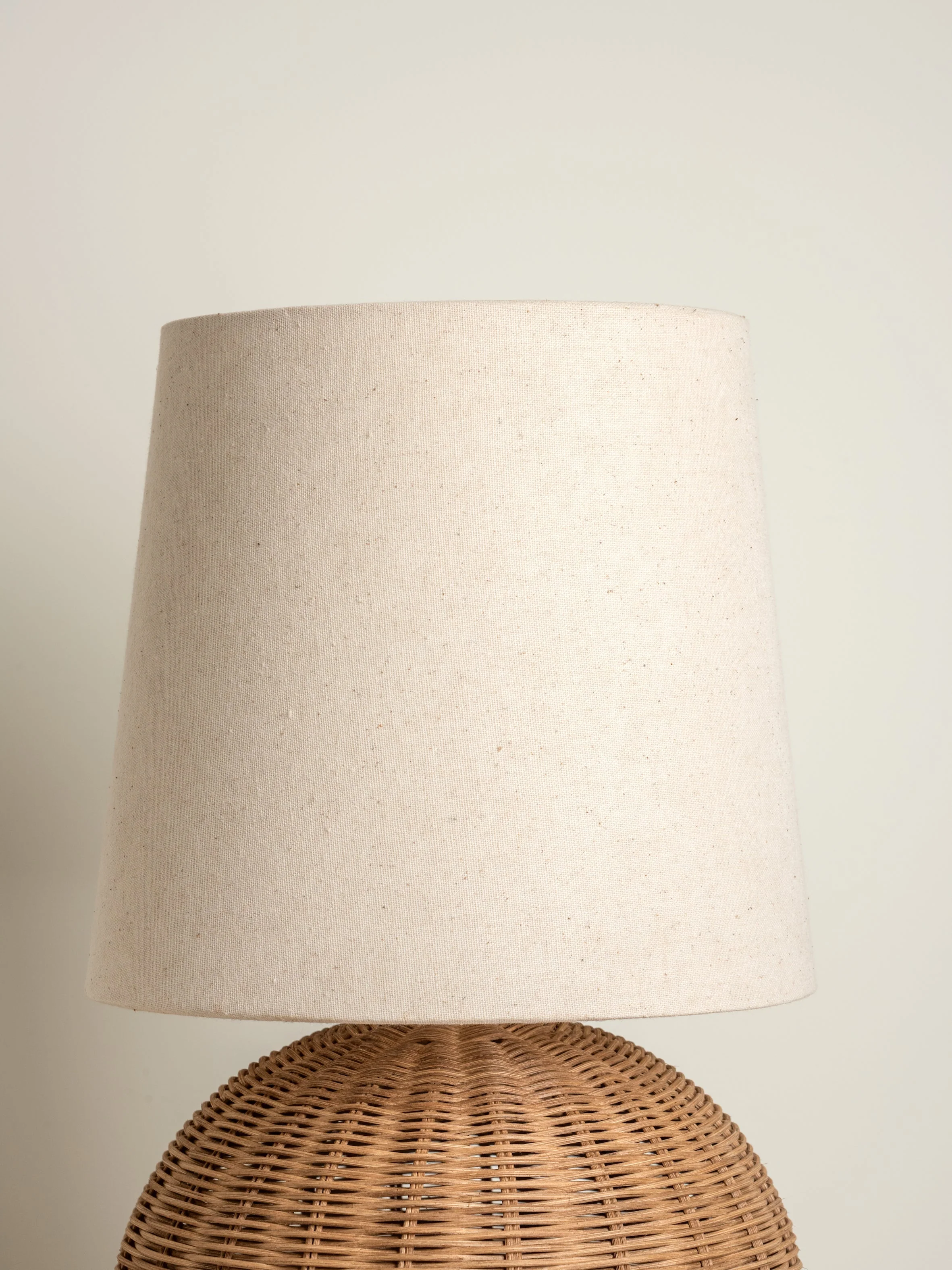 Sanvi - rattan globe table lamp - Image 6