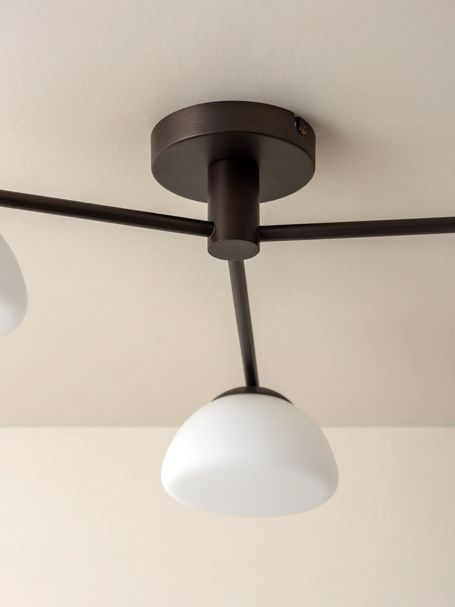 Silio - 3 light bronze and opal flush - Image 4