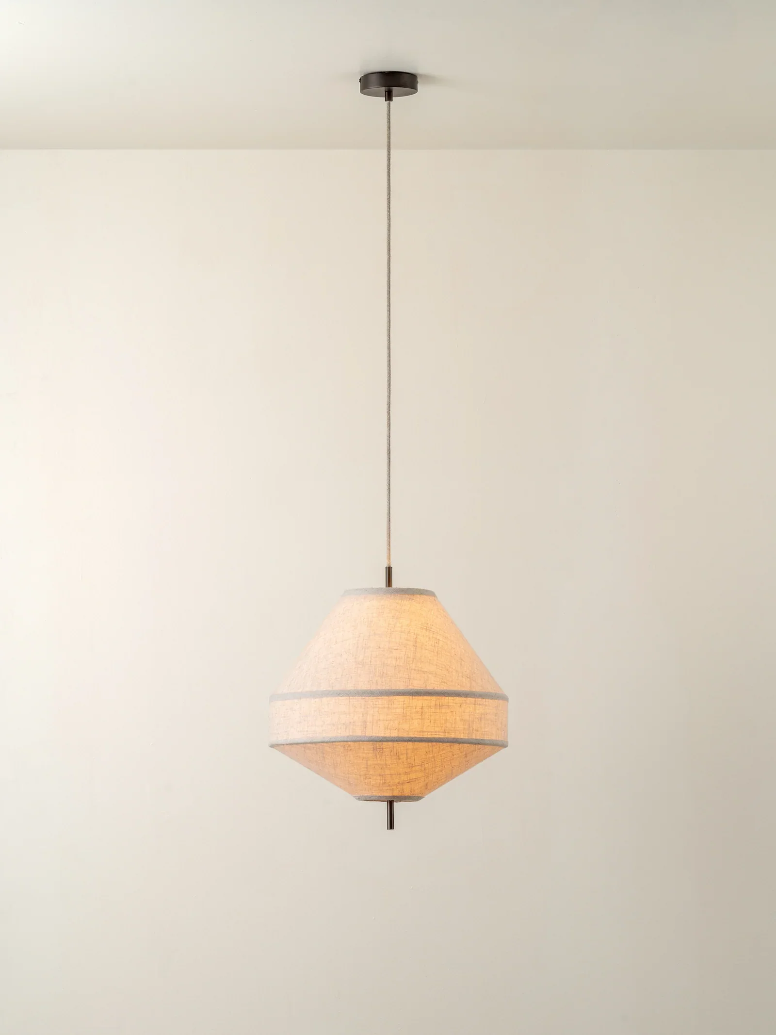 Solara medium pendant - Image 4